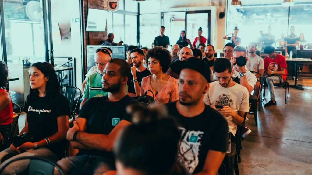 Resiliência Corporativa: Como a Palestra de Saúde Mental do Dr. João Paulo Fortalece Equipes em Tempos de Crise